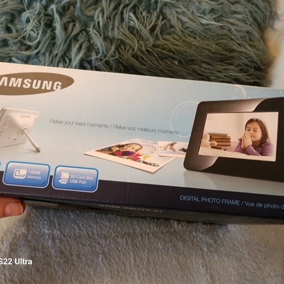 Samsung digital photo frame - Picture 7 of 10
